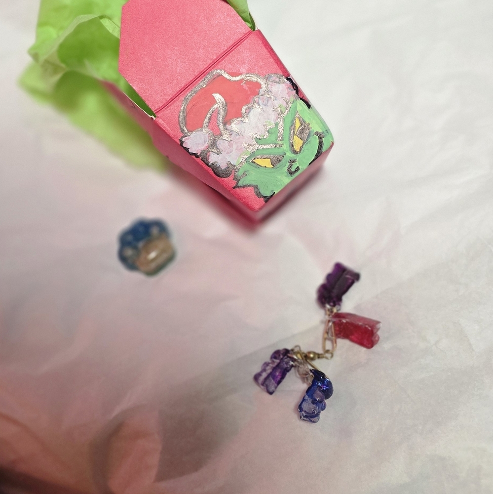 Stocking stuffer resin art